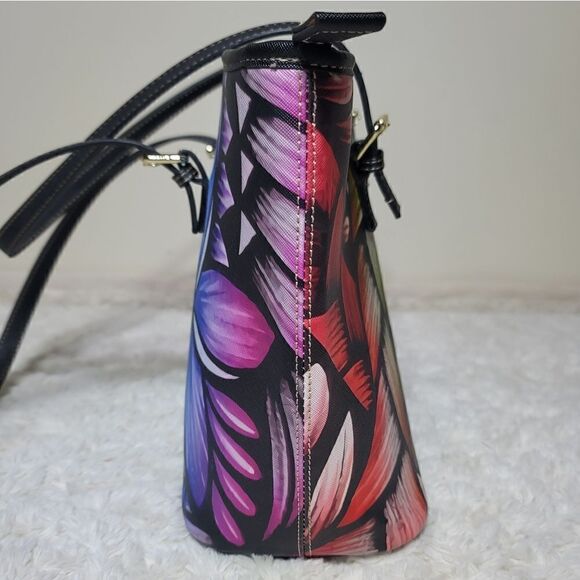 Rainbow Hawaiian Floral Print Tote Purse with Matching Wallet - Picture 3 of 13